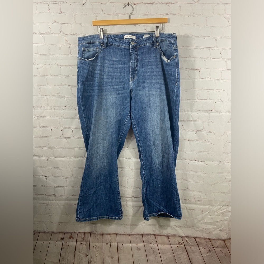 Eunina Lola Mid Rise Cropped Boot Jeans Womens Size 2XL Medium Wash Stretch